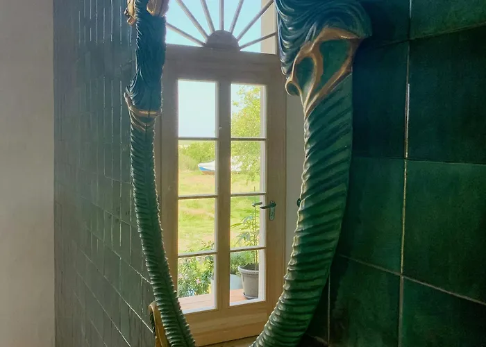 Hébergement de vacances Rustic Apartment, Lovingly Restored