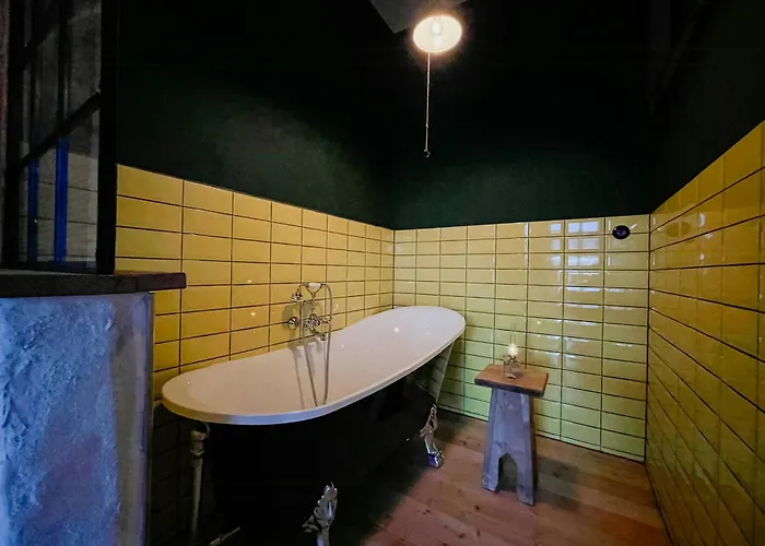 Rustic Apartment, Lovingly Restored Rambin